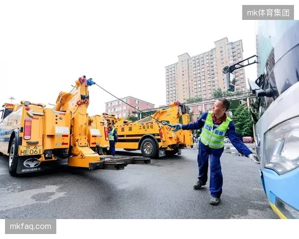 中路拦截与边路传中质量是球队生命线，将受重点盯防。